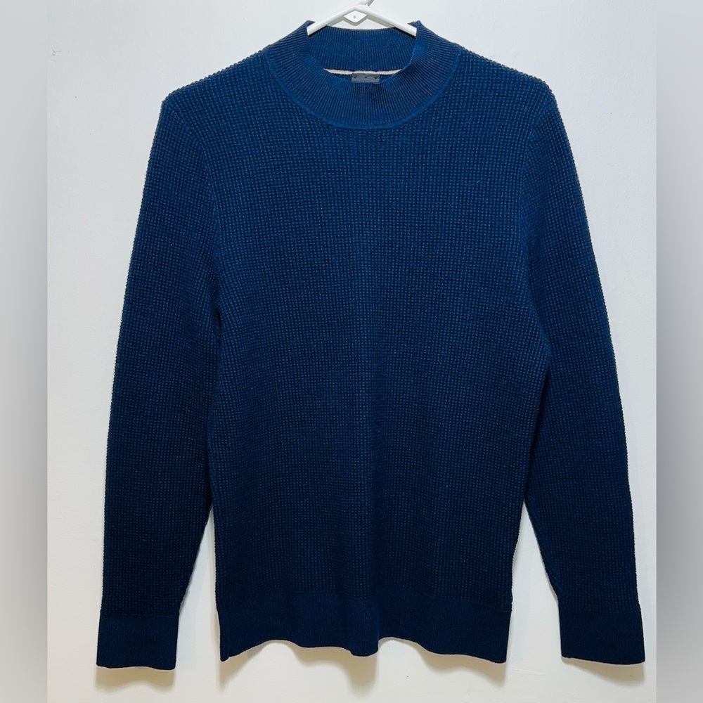 Hugo Boss Navy Blue Textured Knit Sweater – Men’s | Made in Bulgaria